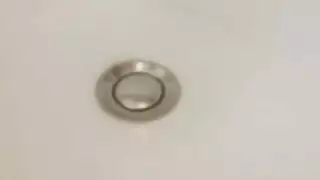 نيك في كل الحفر في الحمام مع عاهرة ساخنة