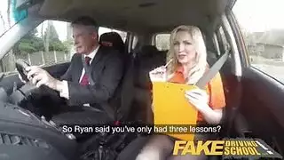 معلم عجوز زبه كبير