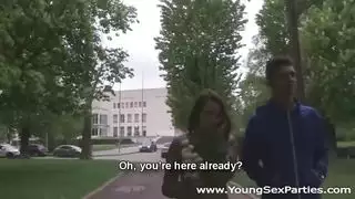 يلحس رجلها وهي نايمه امهات