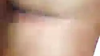 أول اختراق شرجي: دخول خلفي عنيف