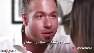 زوجة الأب المثيرة تمارس الجنس بقوة في تمثيلية غاضبة