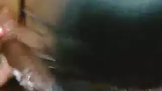 السودانيات المثيرة تأخذ قضيبًا كبيرًا بعمق