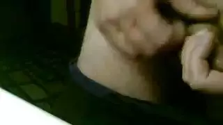 شاب يطلق شهوته الجامحة على امرأة ناضجة مستعدة