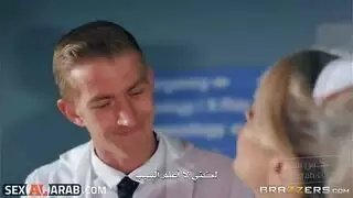 أول يوم للممرضة يتحول إلى خيال جماعي إكس إكس إكس
