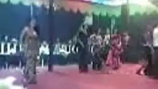 خيال رقص فاضح مع إيلاج مزدوج