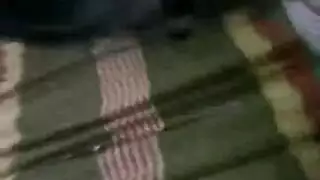 الفتاة البنجلاديشية الساخنة تشارك في جماع مزدوج الاختراق