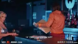 سرقة وجماع: مشهد إباحي لأجنبية لصّة عاهرة