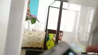 العائلة الصينية مترجم