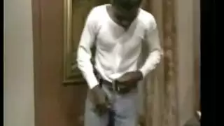 مجموعة شباب سود في بورنو مثلي خام