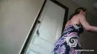 شيميل هائج تأخذه عميقاً في الطيز