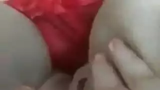 عاهرة الكاميرا التركية تكشف كل شيء مقابل المال العربي