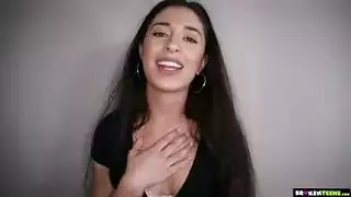  مراهقة تتعرض للجماع العنيف بعمق في فرجها المنتفخ ثم ترضعه حتى النهاية