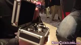 نيك البنت بزي الارنب على غفلة