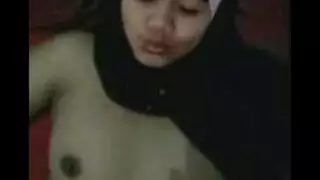 الترجمة: pictures of a white ass