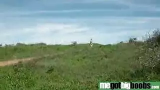 حبيبها ينيكها اجنبيه