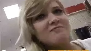 حركة إدخال مزدوج في كس عاجي