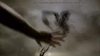 قرد يضاجع فرج ضيق في فيديو سفاح حيوانات خام