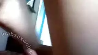 صديقة مصرية تمص زبه بعنف وهي تركب حتى تختنق