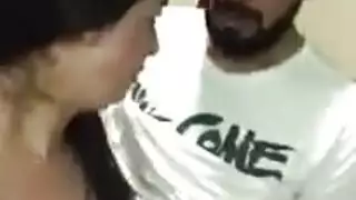 مصري يضرب كس لبنانية في مشهد صريح