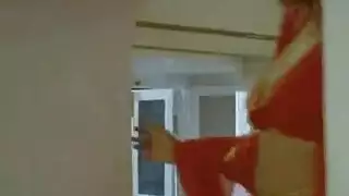 فتيات أمريكيات بالكاد قانونيات في مشاهد ثلاثية قاسية