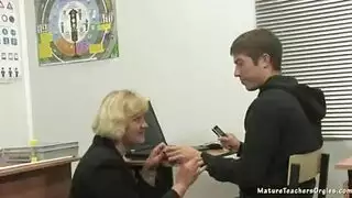انتصابات ضخمة تضخ في فيلم بورنو