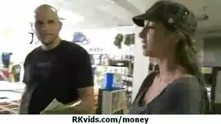 ٧ أفلام سكس جماعي قاسي مع حريم مقيدين