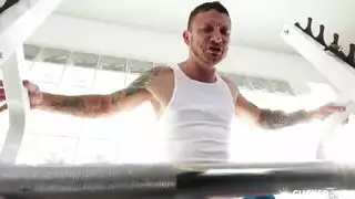 من العار ان تخجل من نهود امك