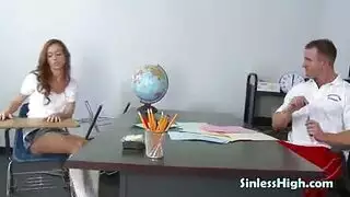 المدرسؤة الطلبيت
