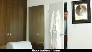 أخي غير الشقيق له رجل ثالث