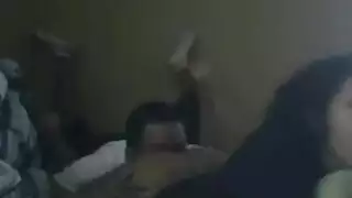 شرجي ومهبلي بأداة مطاطية ضخمة