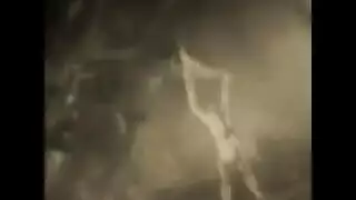 نجمات الإباحية في ركن الدين يأخذنه في كل ثقب