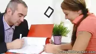 يصارح أمه بممارسه السكس معها