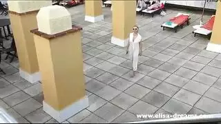تصوير عاري صريح يضم مكرم بشير