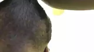 جماع كلب عنيف يؤدي إلى إنزال سائل كثيف