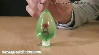 9 عاما قذر وجه الفتاة