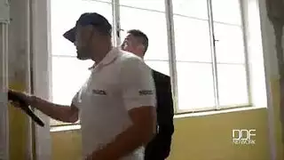 رجلان يمارسان الجنس مع نفس المرأة اللطيفة مترجم