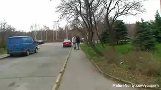 فرس سمينة تمتلئ بالسائل المنوي