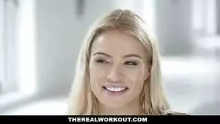 يائس لوجهي خشن في مشهد صريح