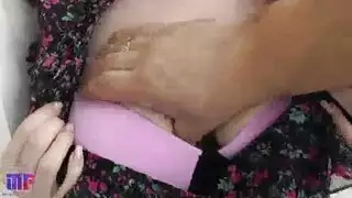 فتاة مثيرة متلهفة لممارسة جنس صريح