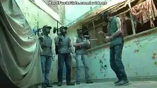 جلسة استمناء لقرد بري