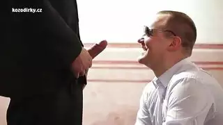 سكس حمارع يغزف في بت فيديو تحميل