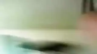 شريط جنس عربي ساخن: جلسة نيك غير مقطوعة لأحمد ونهى مسربة