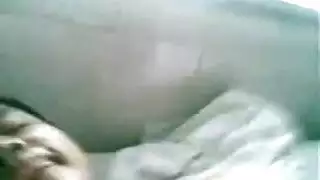 اعتراف عاهرة: جنس عنيف وإنهاء بالقذف داخلها