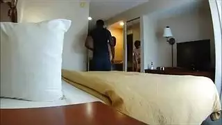 شاب يحب ام صاحبه وهو يحبامه