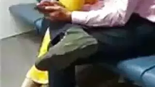 مشهد مص قضيب للمراهقين بعد استراحة تدخين
