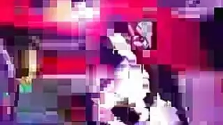 راقصة القطب قرنية في كثير من الأحيان الرجال سخيف مقابل المال وداعر أفضل منهم.