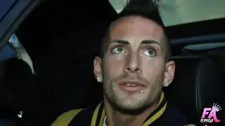 هذه امرأة سمراء مع كس ساخن تريد أن تمتص قضيب الرجل بشكل مذهل للغاية