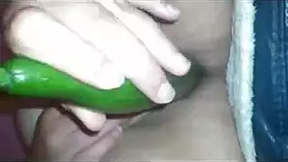 المرأة الألمانية السمينة دائمًا ما تكون في حالة مزاجية لممارسة الجنس القاسي مع جارتها