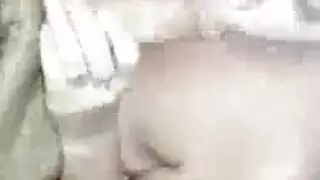 الخادمات السيئات في البيكيني يحصلن على كعوبهن خبطات مثل الجنون من قبل بعض الرجال المحظوظين المصابين