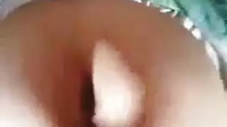 امرأة سمراء الحسية مارس الجنس رجل تحب بعد أن أعطت اللسان قذرة إلى جارتها.